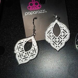 *NWT* PAPARAZZI *CLEARANCE* $1/ EACH, build A Bundle Lets Make A Deal !😊